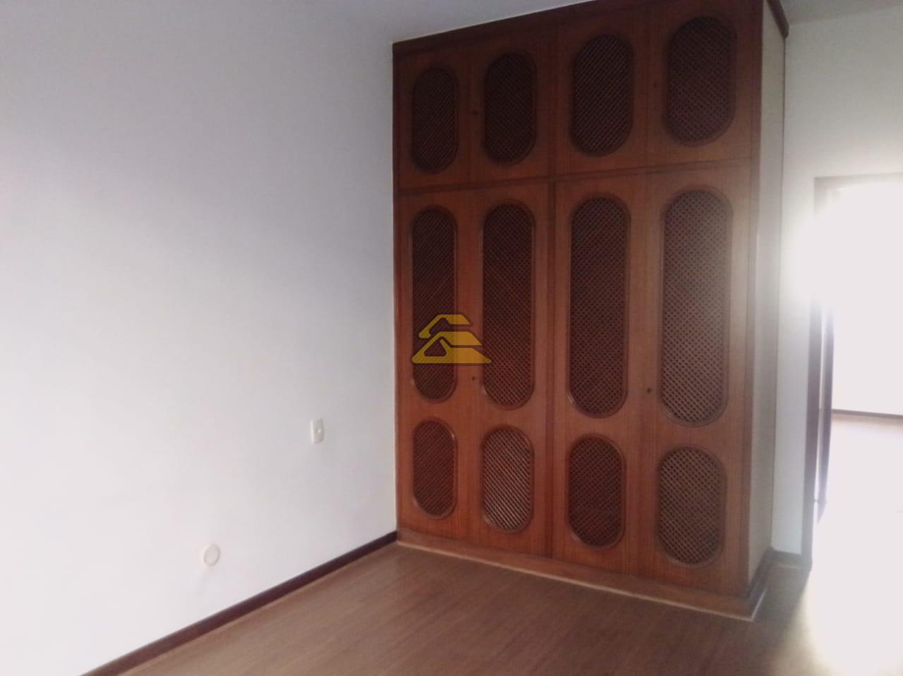 Apartamento à venda com 3 quartos, 195m² - Foto 14