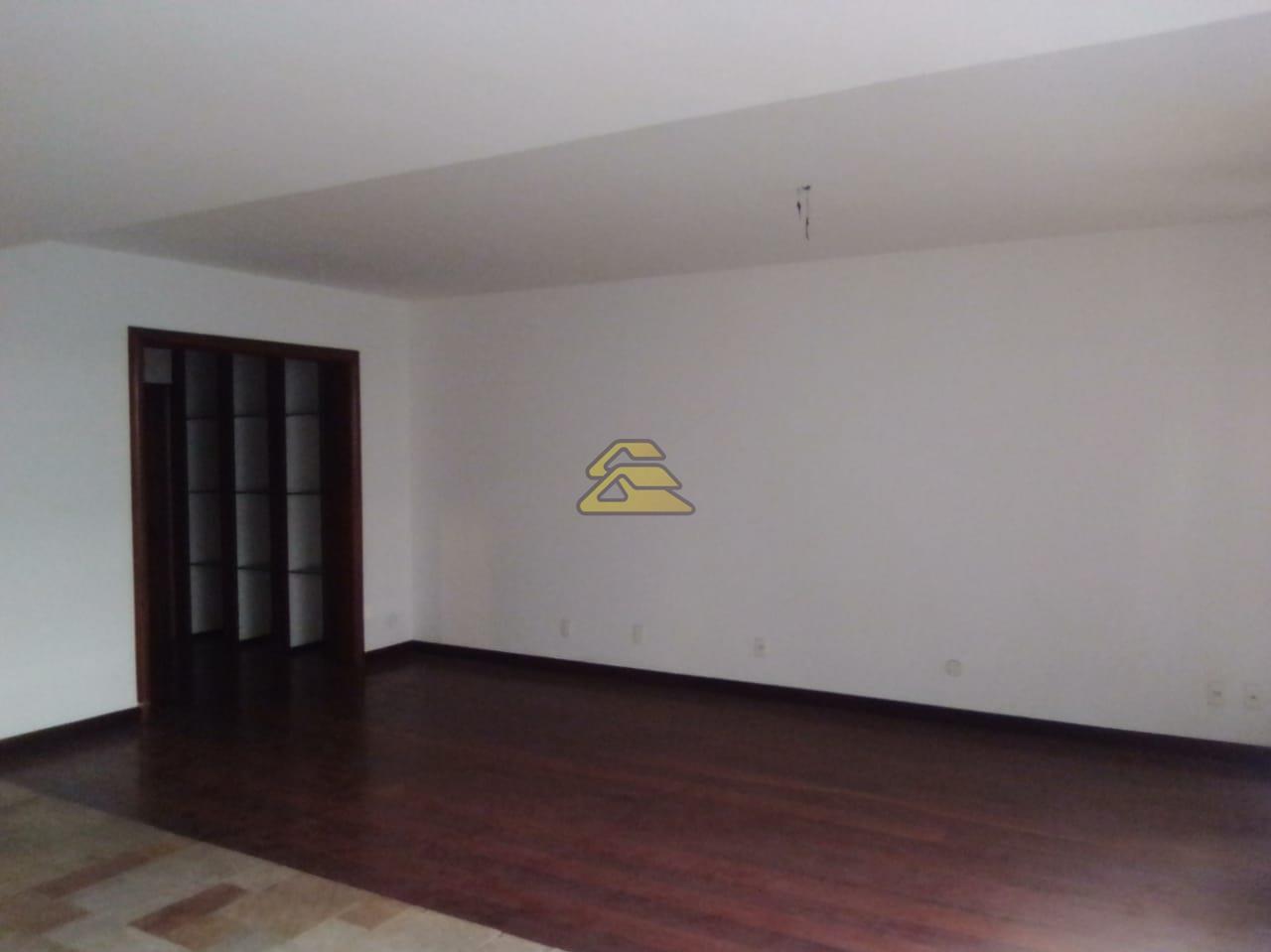 Apartamento à venda com 3 quartos, 195m² - Foto 4