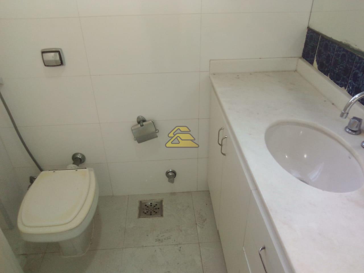 Apartamento à venda com 3 quartos, 195m² - Foto 23