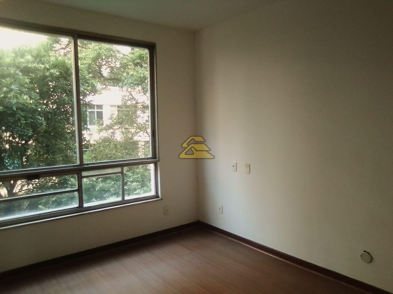 Apartamento à venda com 3 quartos, 195m² - Foto 6