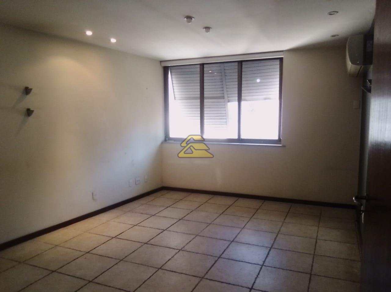 Apartamento à venda com 3 quartos, 280m² - Foto 32