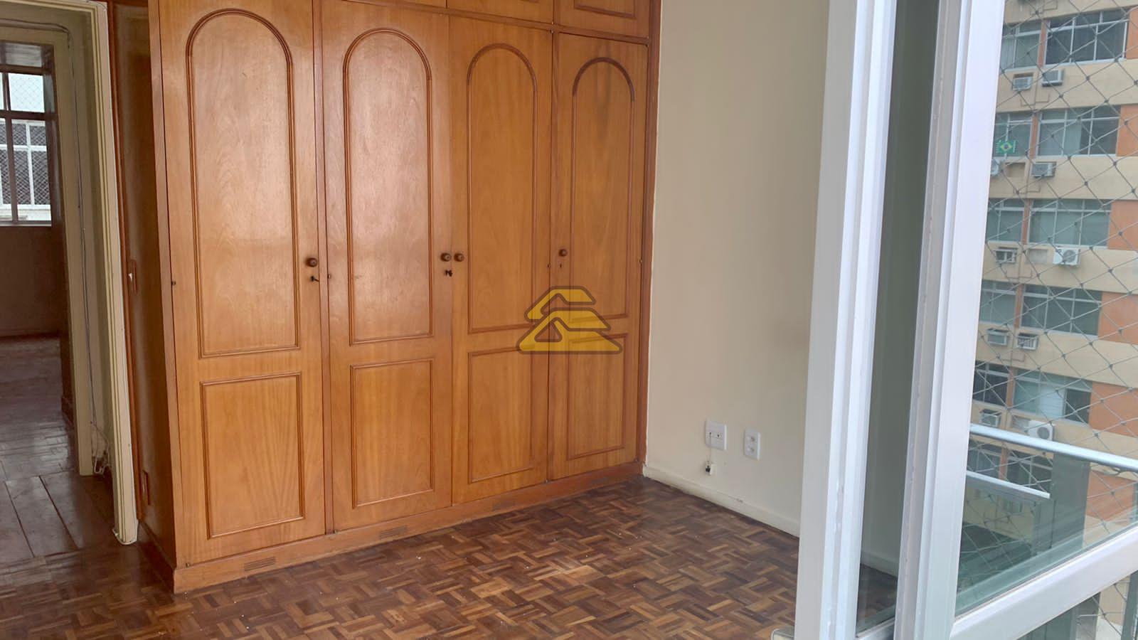 Apartamento à venda com 3 quartos, 115m² - Foto 8