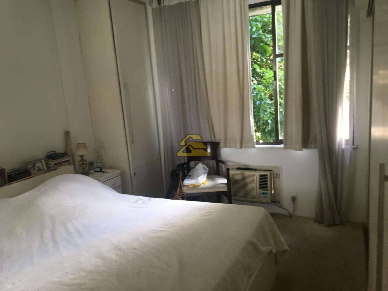 Apartamento à venda com 3 quartos, 120m² - Foto 11