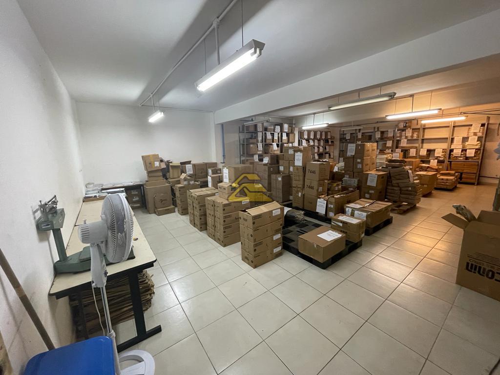 Prédio Inteiro à venda com 5 quartos, 2180m² - Foto 11