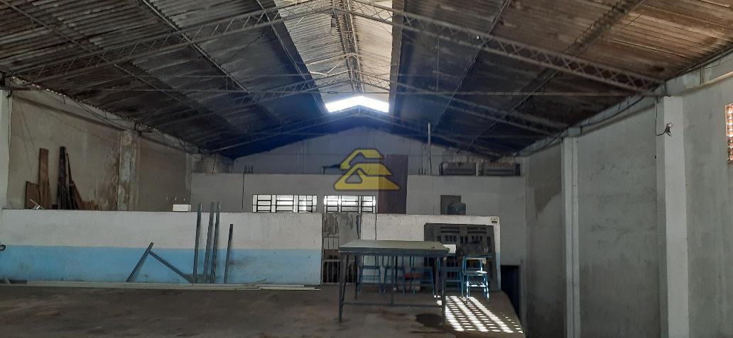 Depósito-Galpão-Armazém à venda com 4 quartos, 1800m² - Foto 10