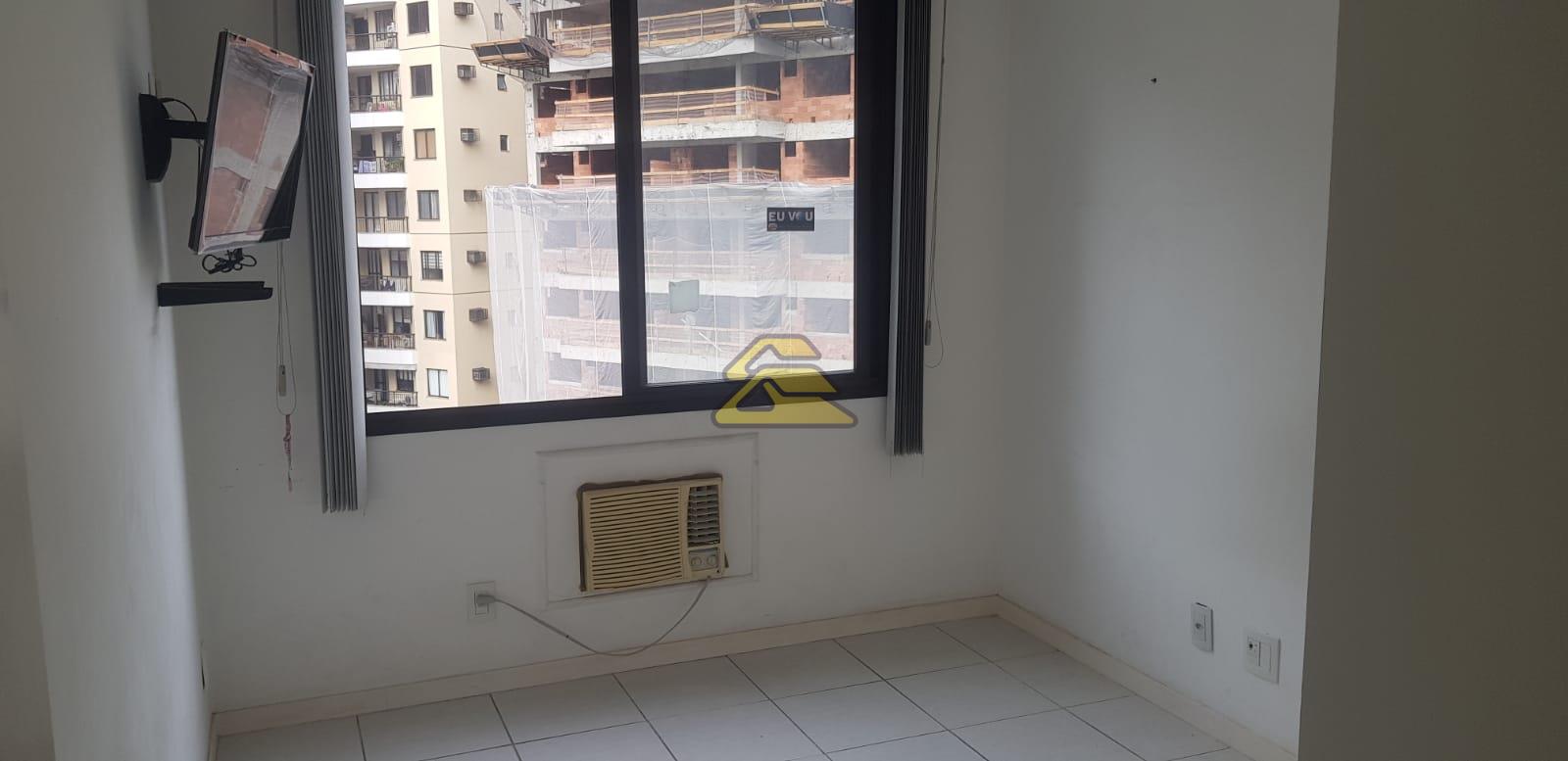 Apartamento à venda com 3 quartos, 103m² - Foto 10