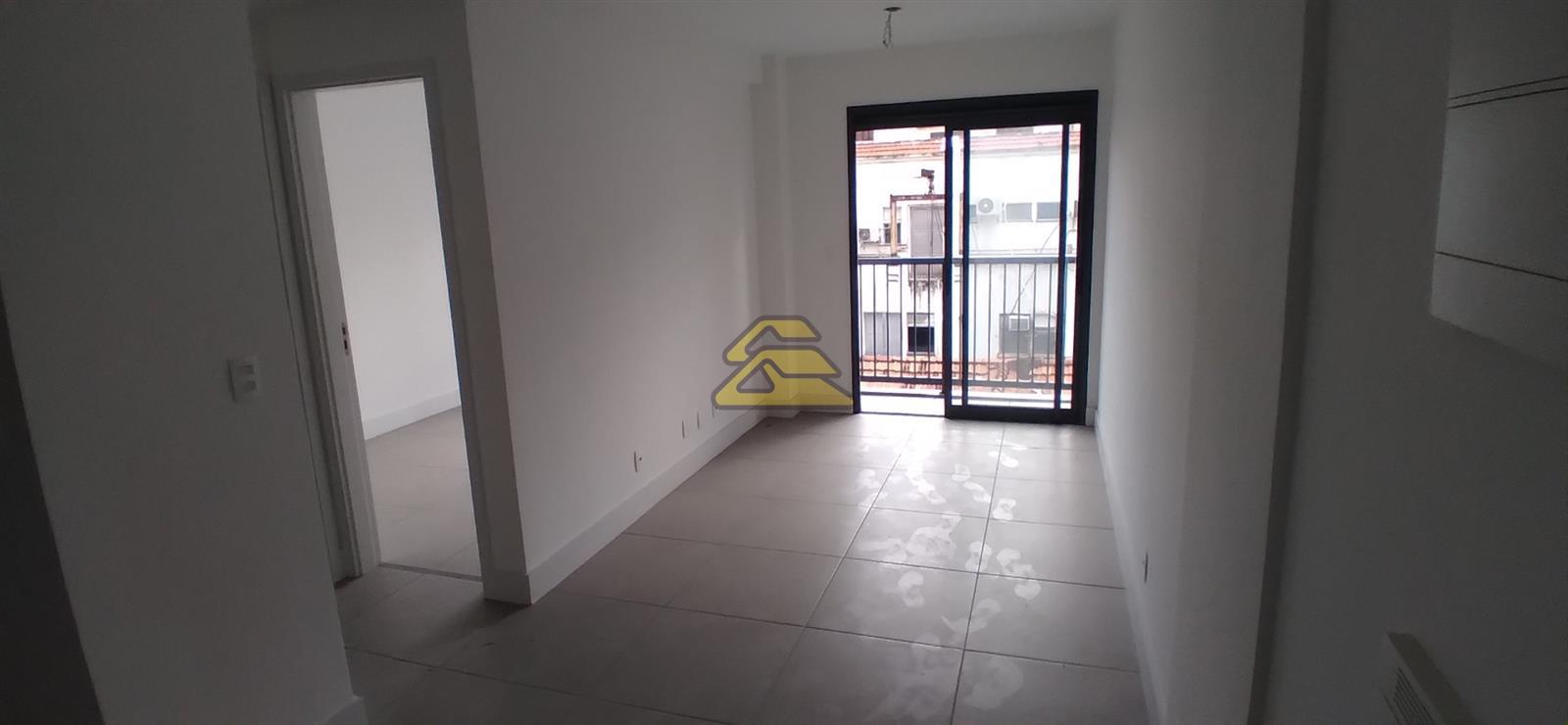 Apartamento à venda com 1 quarto, 35m² - Foto 1