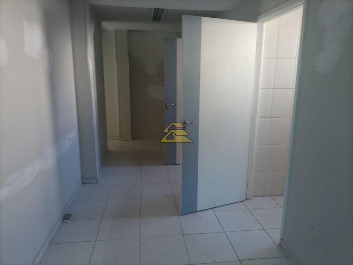 Prédio Inteiro para alugar, 1050m² - Foto 15