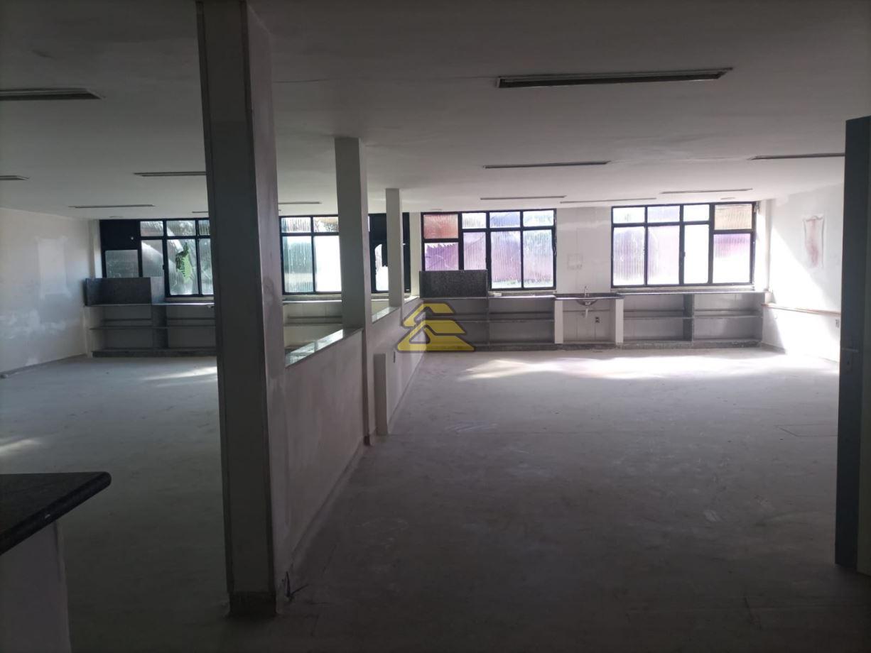 Prédio Inteiro para alugar, 1050m² - Foto 5