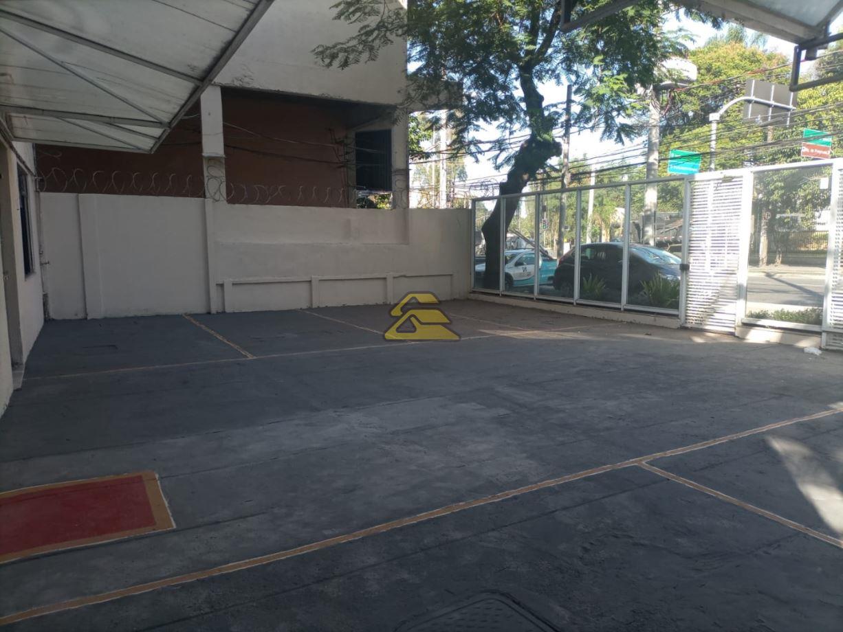 Prédio Inteiro para alugar, 1050m² - Foto 3