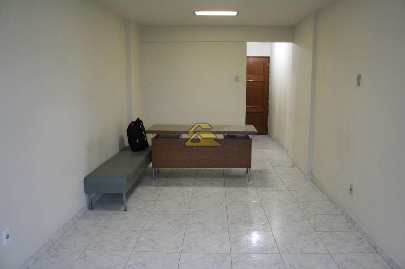 Apartamento à venda com 1 quarto, 31m² - Foto 4