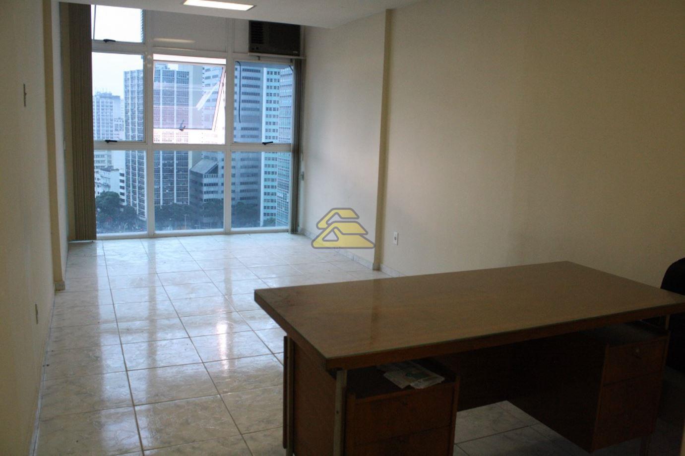 Apartamento à venda com 1 quarto, 31m² - Foto 5