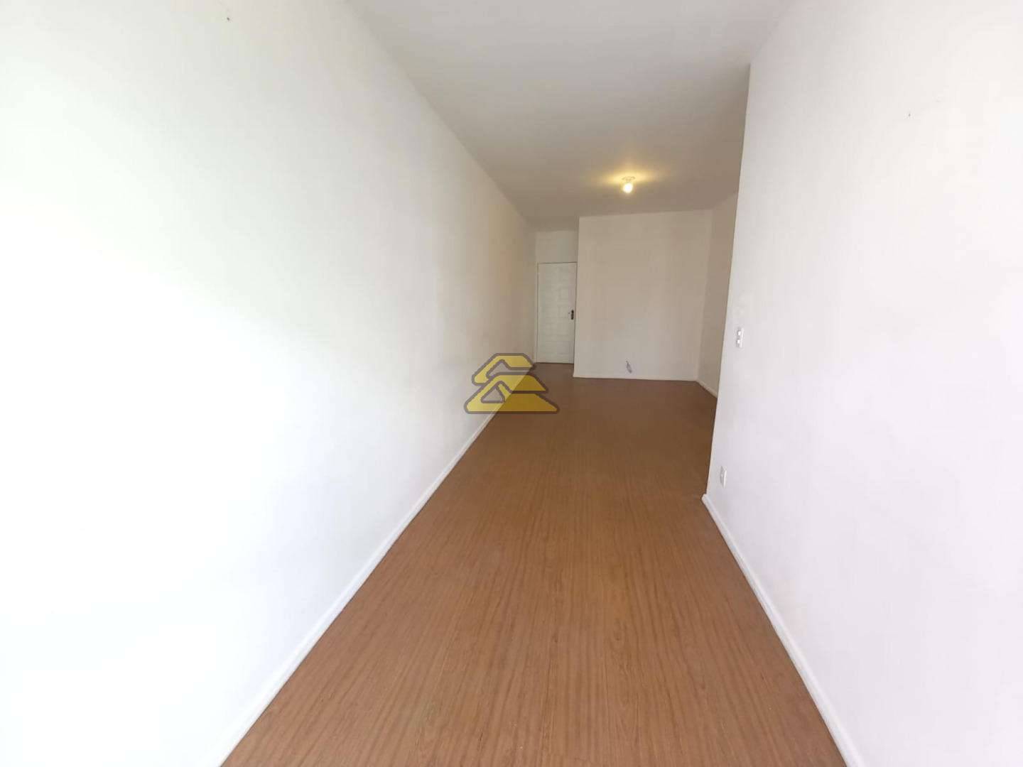 Apartamento à venda com 2 quartos, 69m² - Foto 8