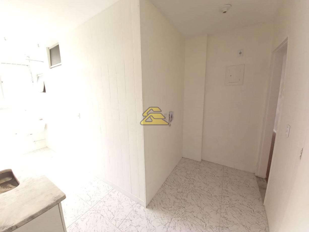 Apartamento à venda com 2 quartos, 69m² - Foto 23