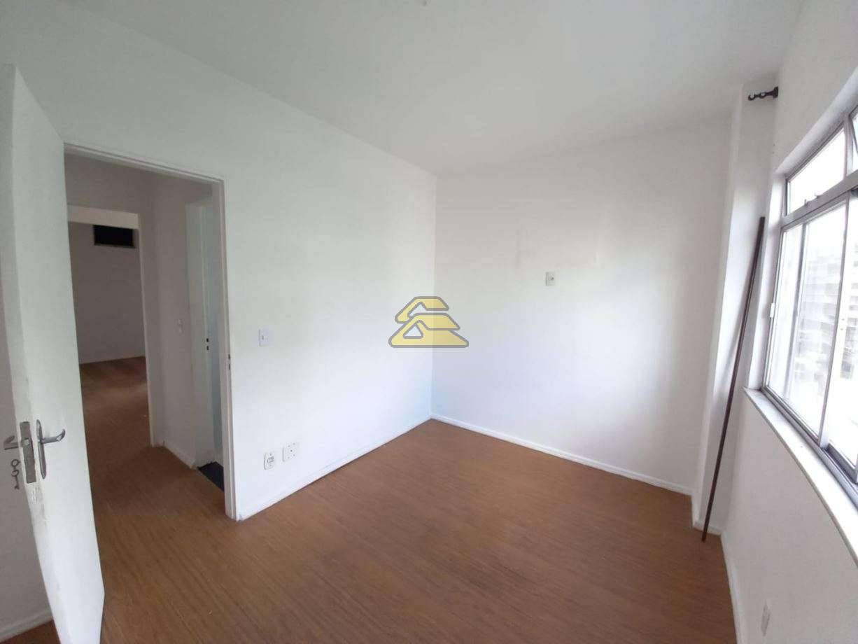 Apartamento à venda com 2 quartos, 69m² - Foto 26