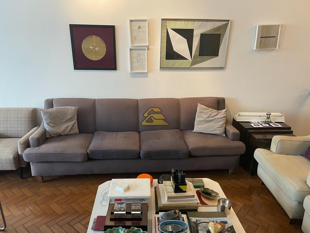 Apartamento à venda com 3 quartos, 180m² - Foto 4