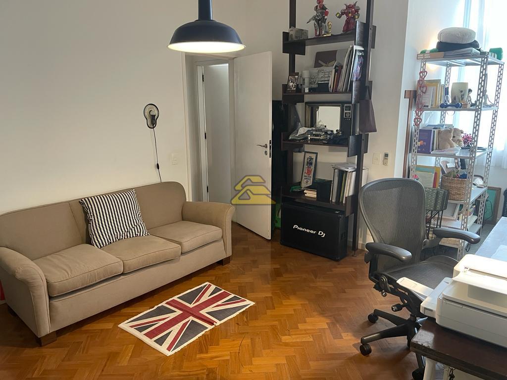 Apartamento à venda com 3 quartos, 180m² - Foto 5