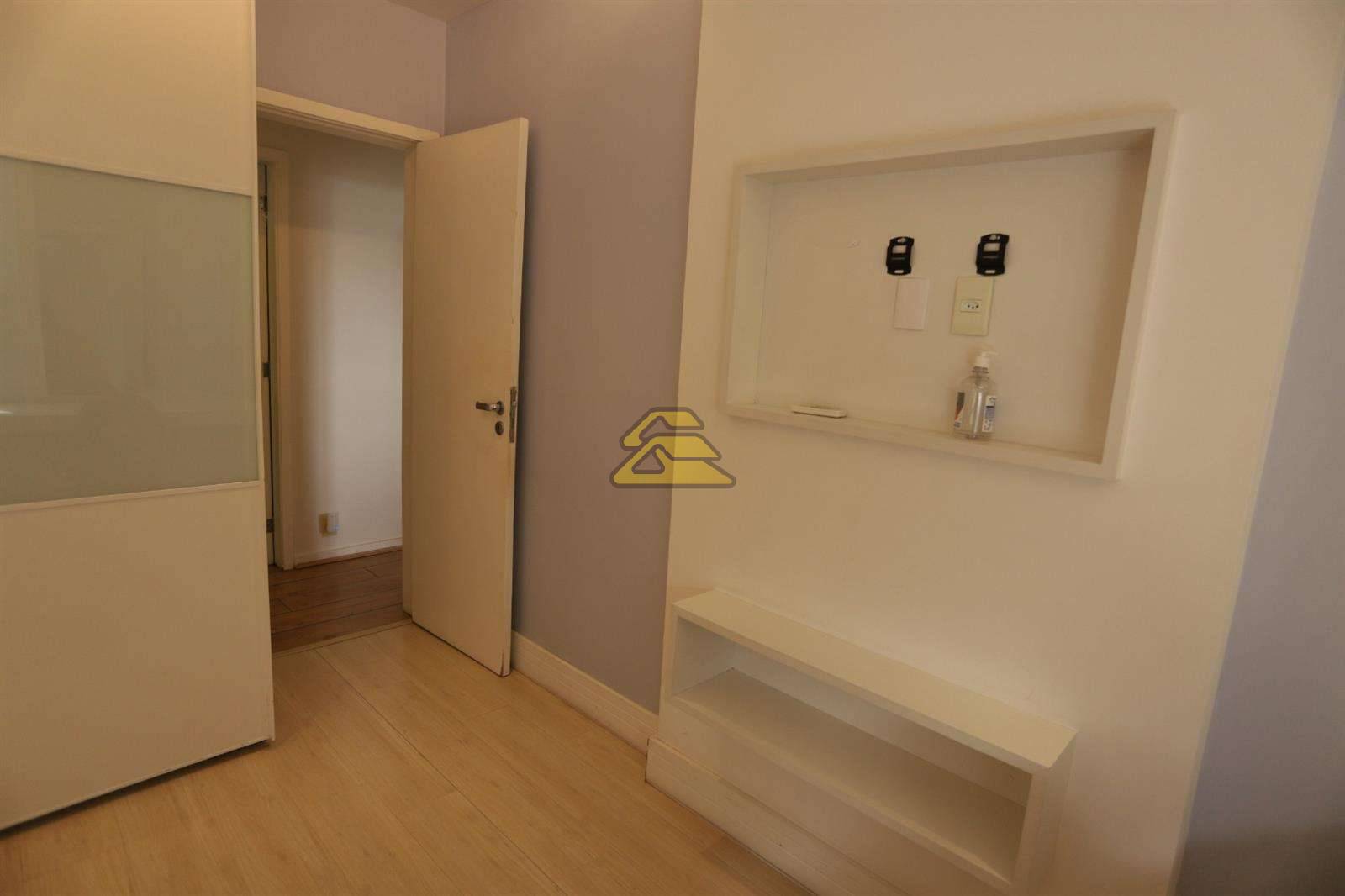 Apartamento à venda com 3 quartos, 127m² - Foto 14