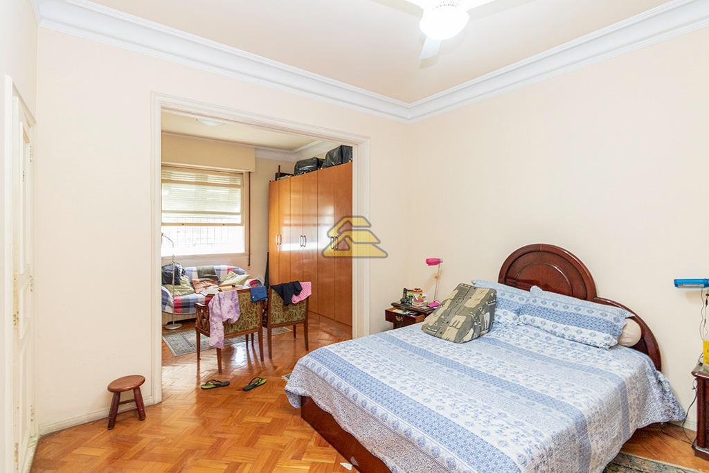 Apartamento à venda com 4 quartos, 300m² - Foto 7