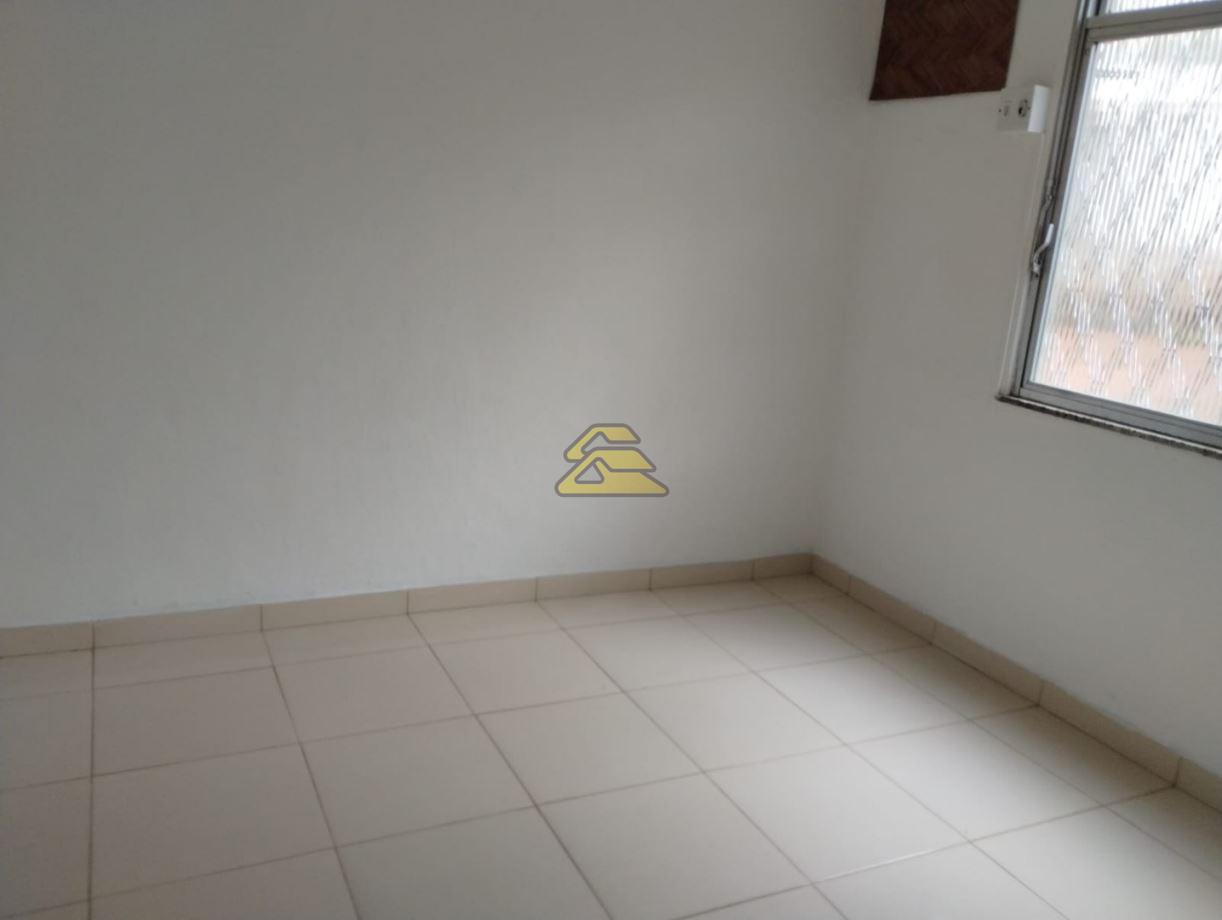 Apartamento à venda com 1 quarto, 36m² - Foto 2