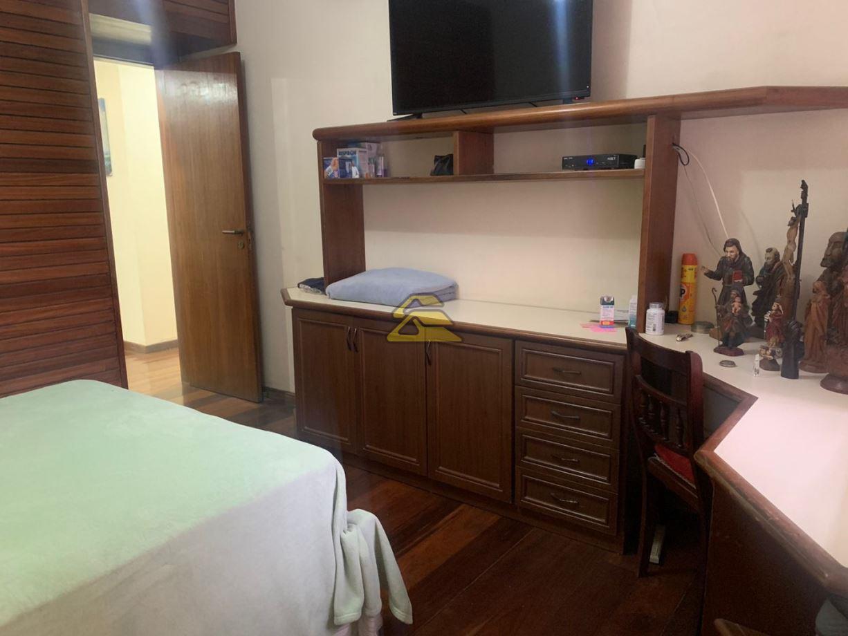 Apartamento à venda com 3 quartos, 203m² - Foto 10