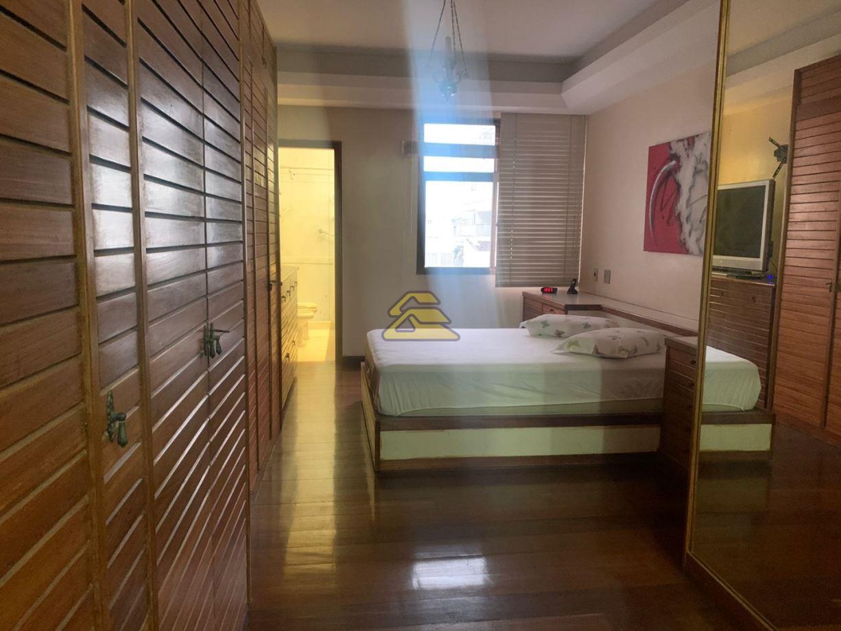 Apartamento à venda com 3 quartos, 203m² - Foto 11