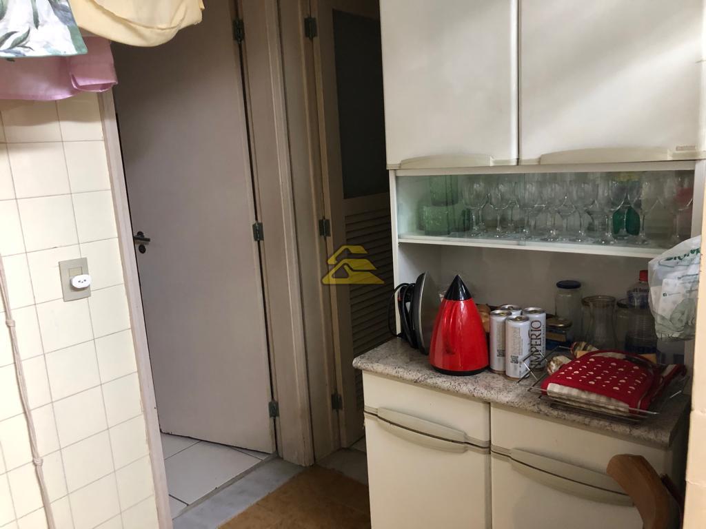 Apartamento à venda com 4 quartos, 195m² - Foto 40