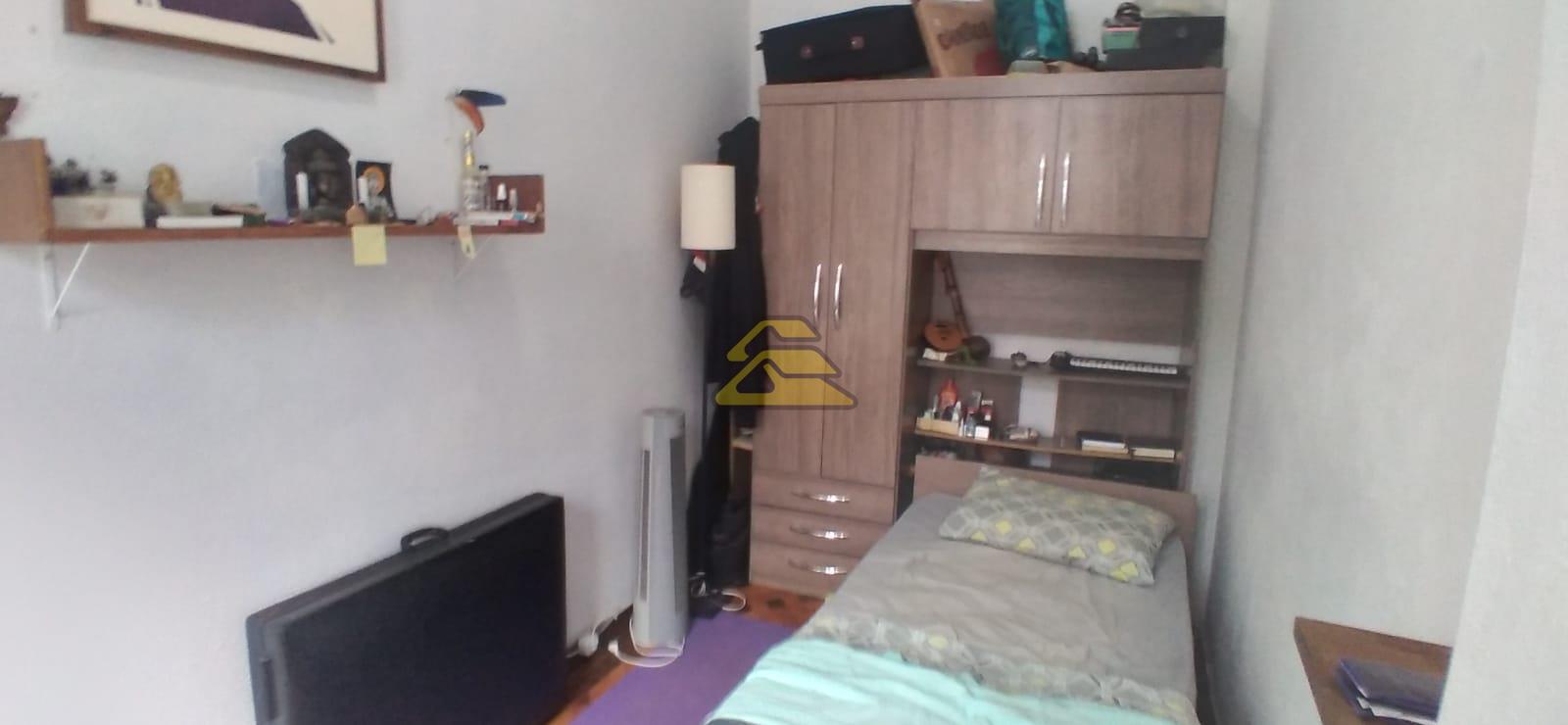 Apartamento à venda com 8 quartos, 227m² - Foto 23