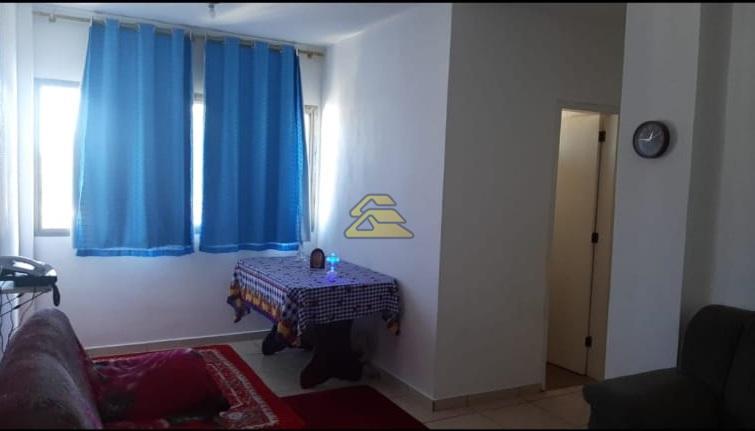 Apartamento à venda com 2 quartos, 64m² - Foto 4