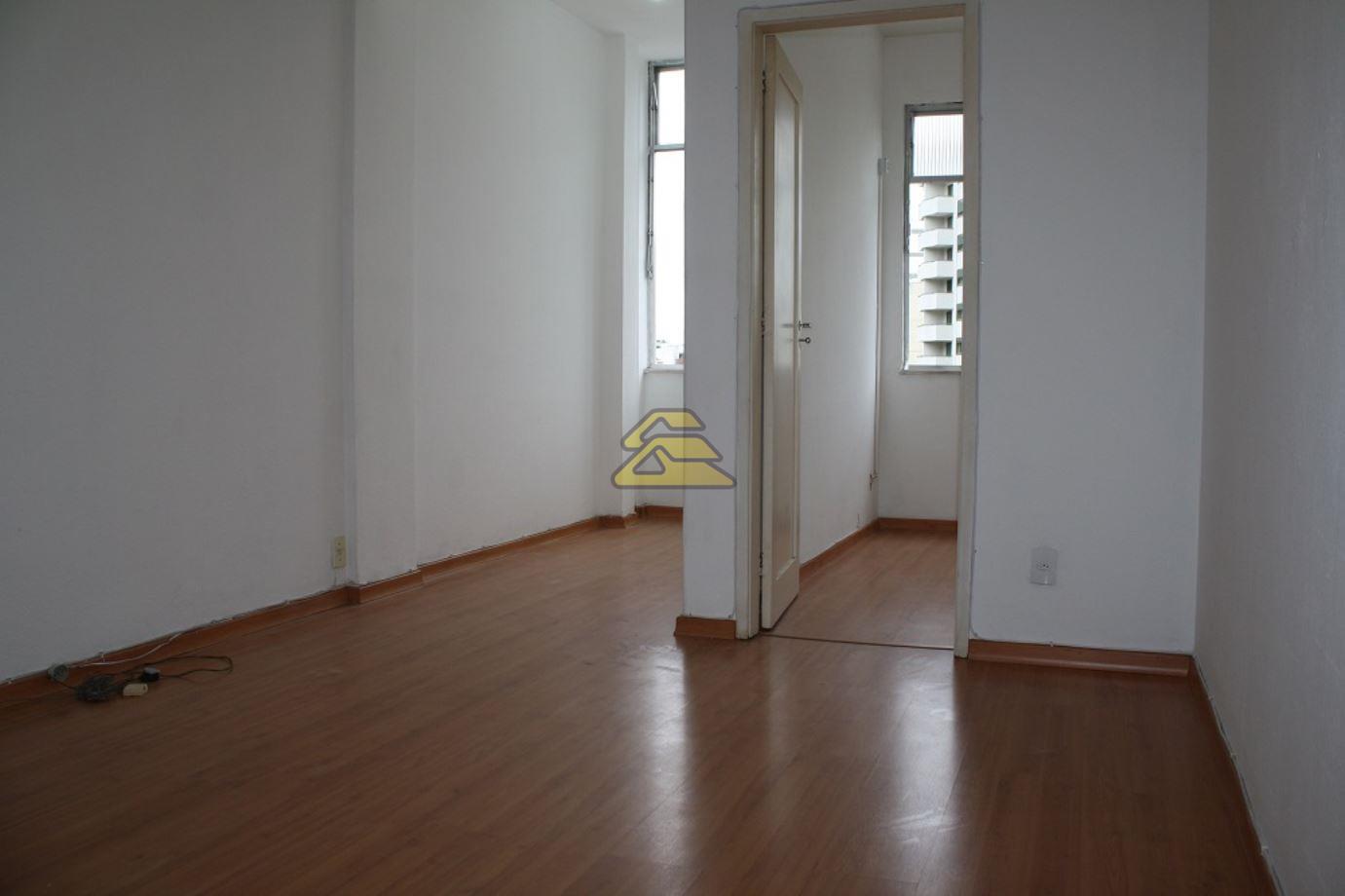 Apartamento à venda com 1 quarto, 41m² - Foto 2