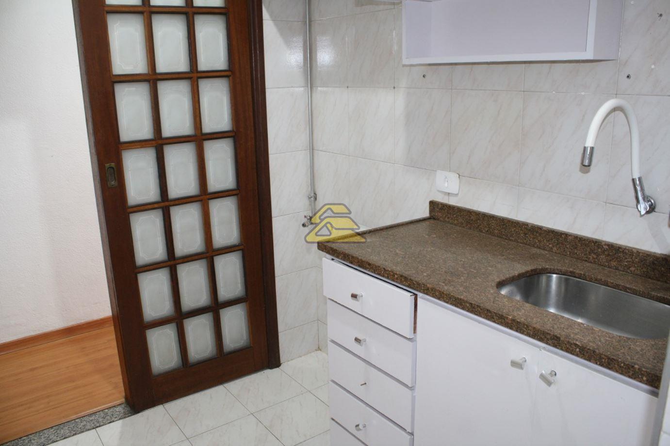 Apartamento à venda com 1 quarto, 41m² - Foto 16