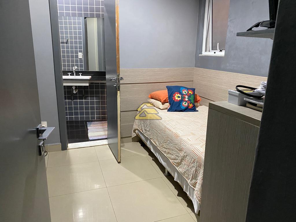 Apartamento à venda com 4 quartos, 165m² - Foto 7