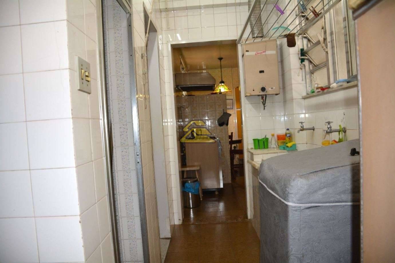 Apartamento à venda com 3 quartos, 186m² - Foto 17