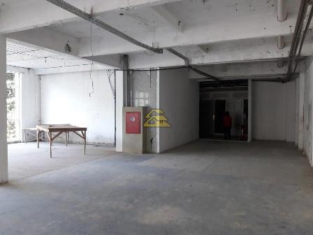 Prédio Inteiro à venda, 2727m² - Foto 9