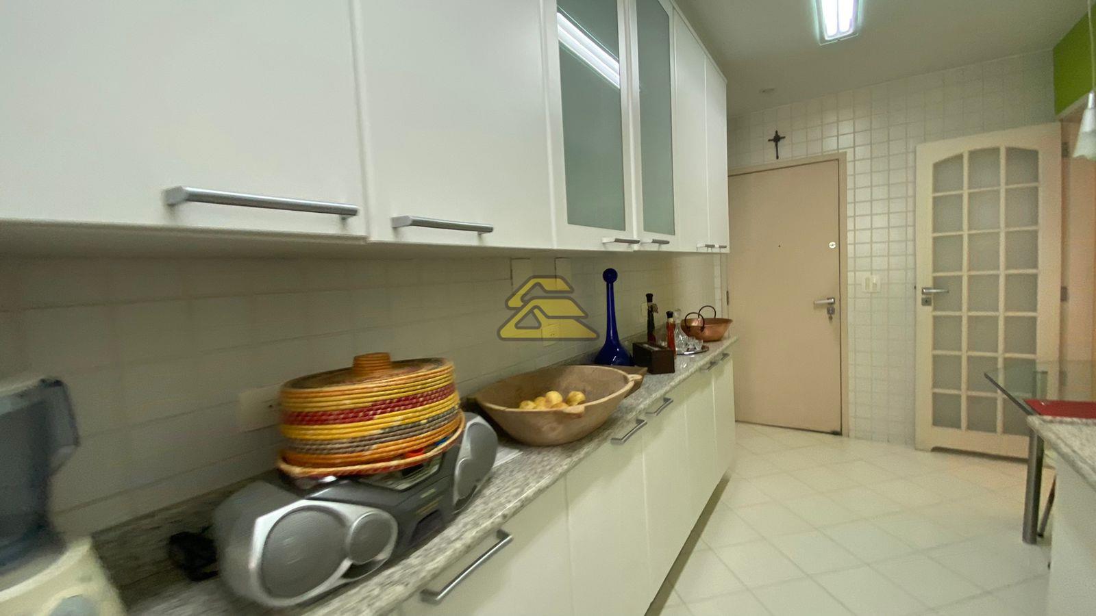 Apartamento à venda com 4 quartos, 138m² - Foto 15