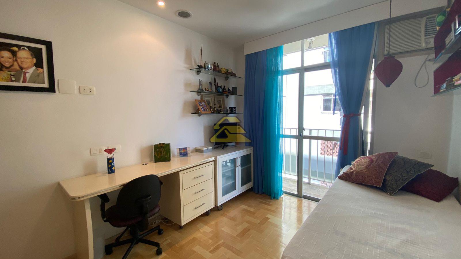 Apartamento à venda com 4 quartos, 138m² - Foto 11