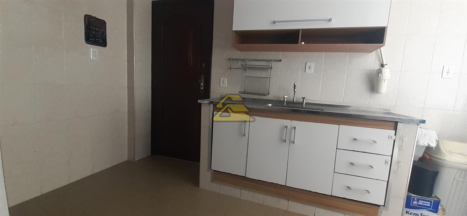 Apartamento à venda com 2 quartos, 97m² - Foto 7