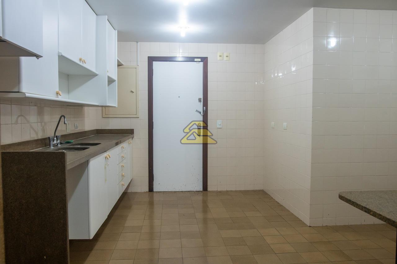 Apartamento à venda com 4 quartos, 282m² - Foto 15