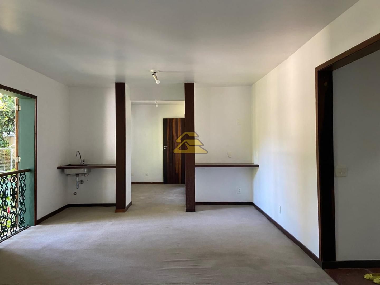 Casa à venda com 3 quartos, 276m² - Foto 19