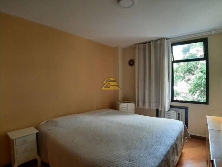 Apartamento à venda com 4 quartos, 162m² - Foto 6