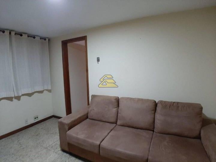 Apartamento à venda com 4 quartos, 162m² - Foto 4