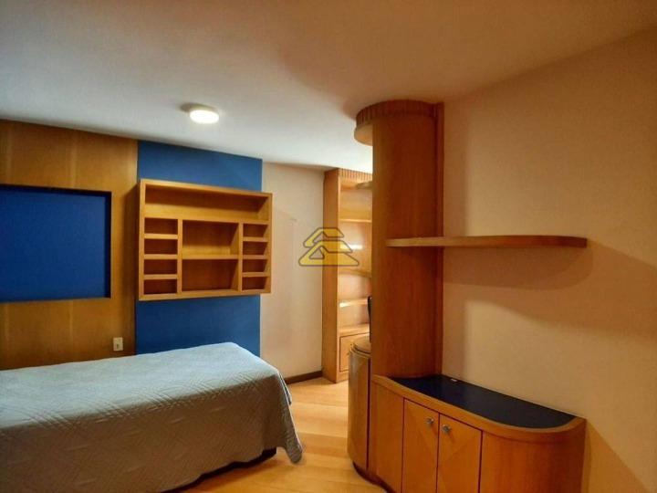 Apartamento à venda com 4 quartos, 162m² - Foto 10