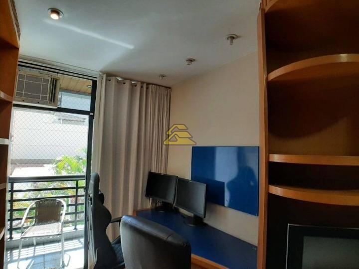 Apartamento à venda com 4 quartos, 162m² - Foto 13