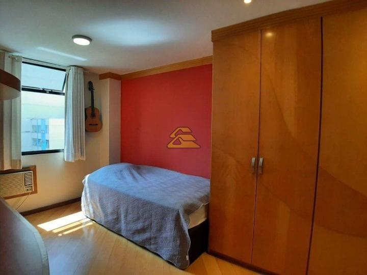 Apartamento à venda com 4 quartos, 162m² - Foto 15