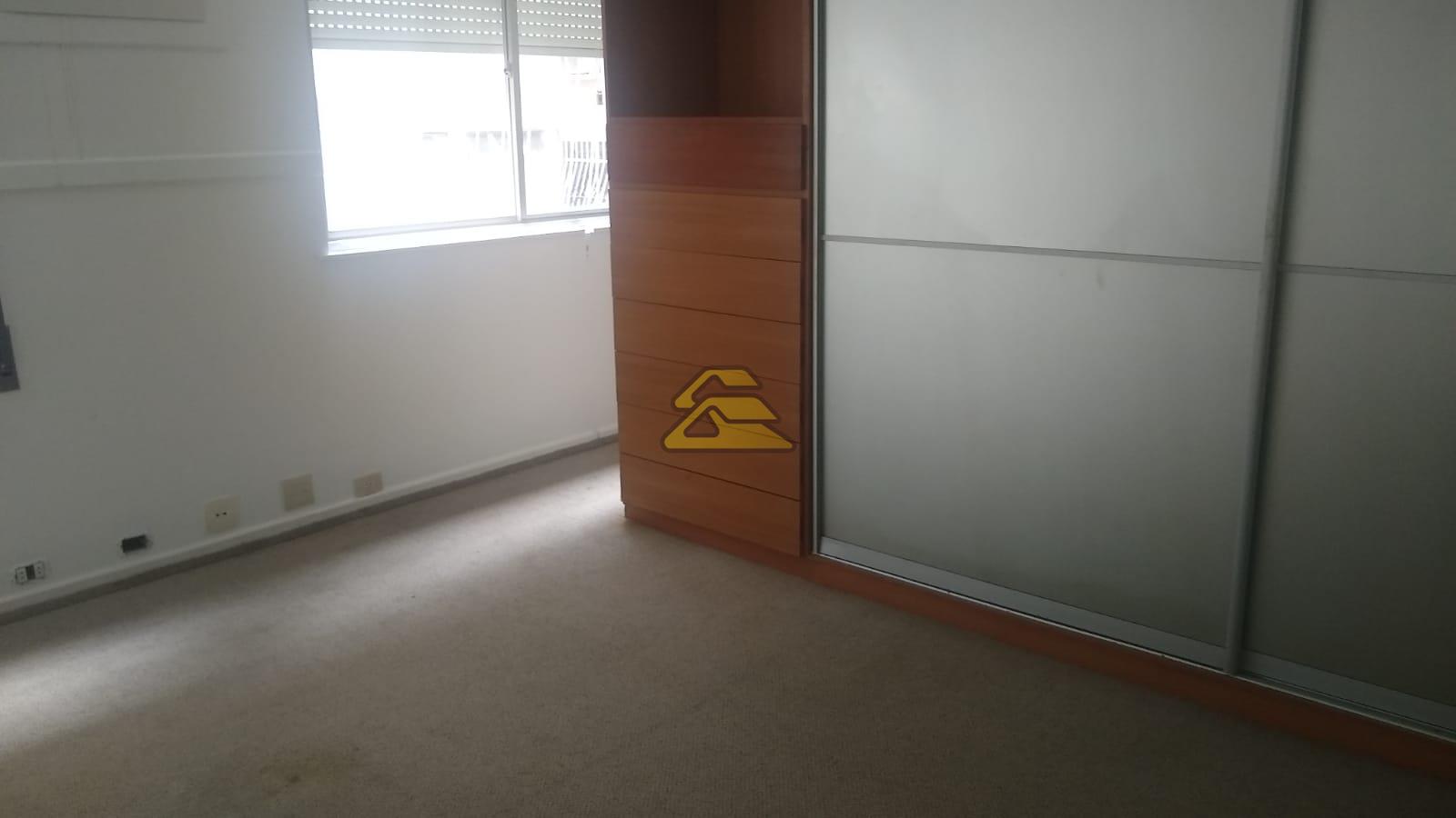 Apartamento à venda com 4 quartos, 164m² - Foto 9