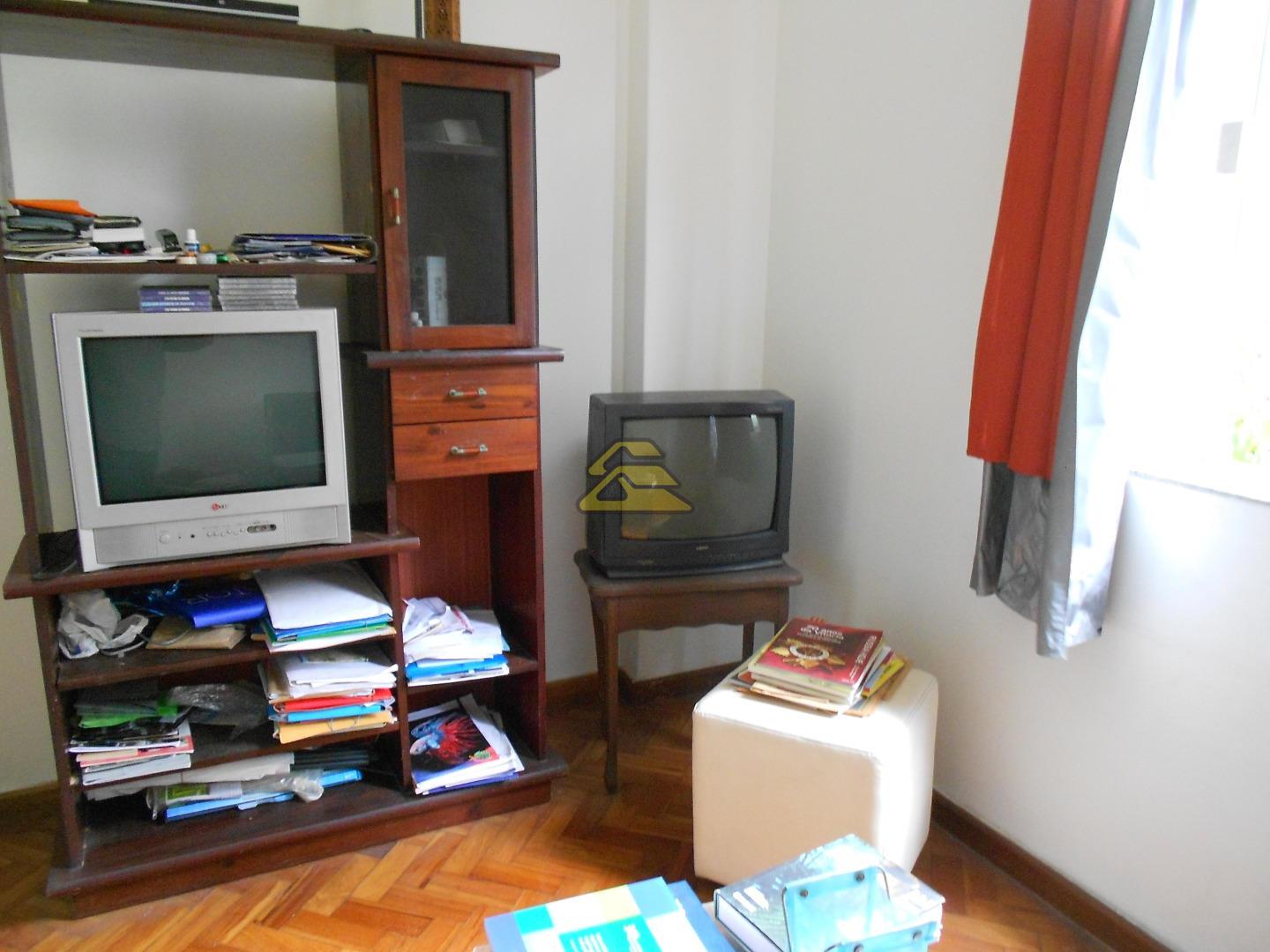 Apartamento à venda com 2 quartos, 65m² - Foto 9