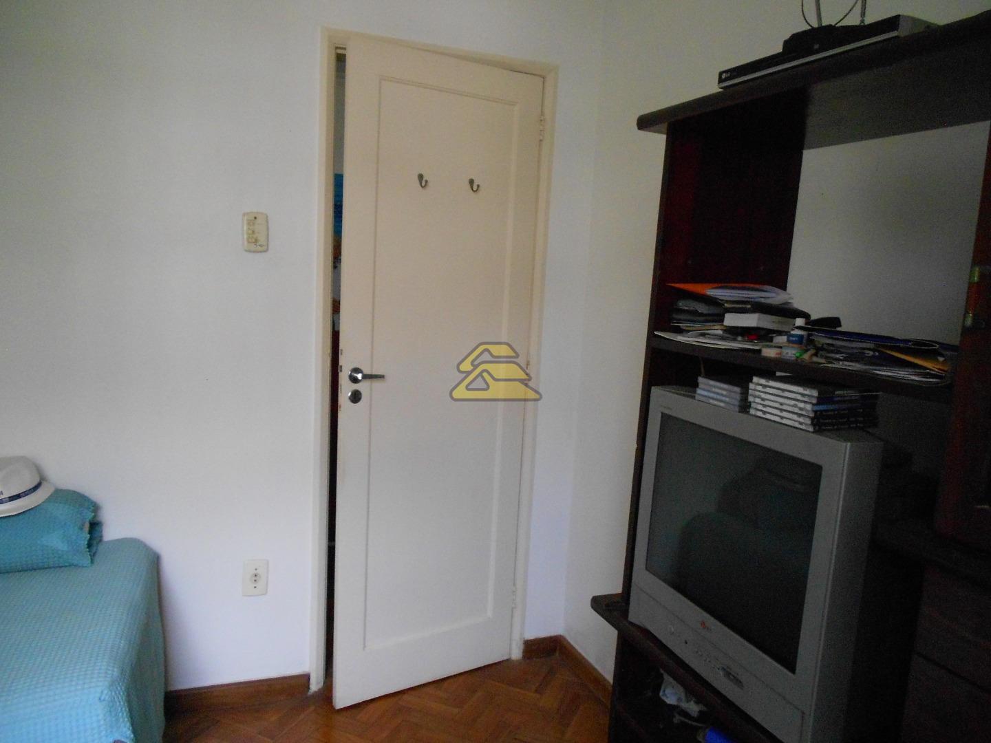 Apartamento à venda com 2 quartos, 65m² - Foto 8