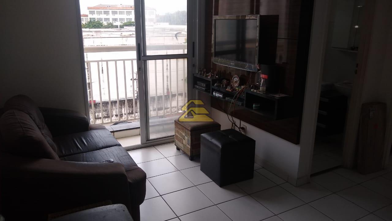 Apartamento à venda com 2 quartos, 46m² - Foto 1