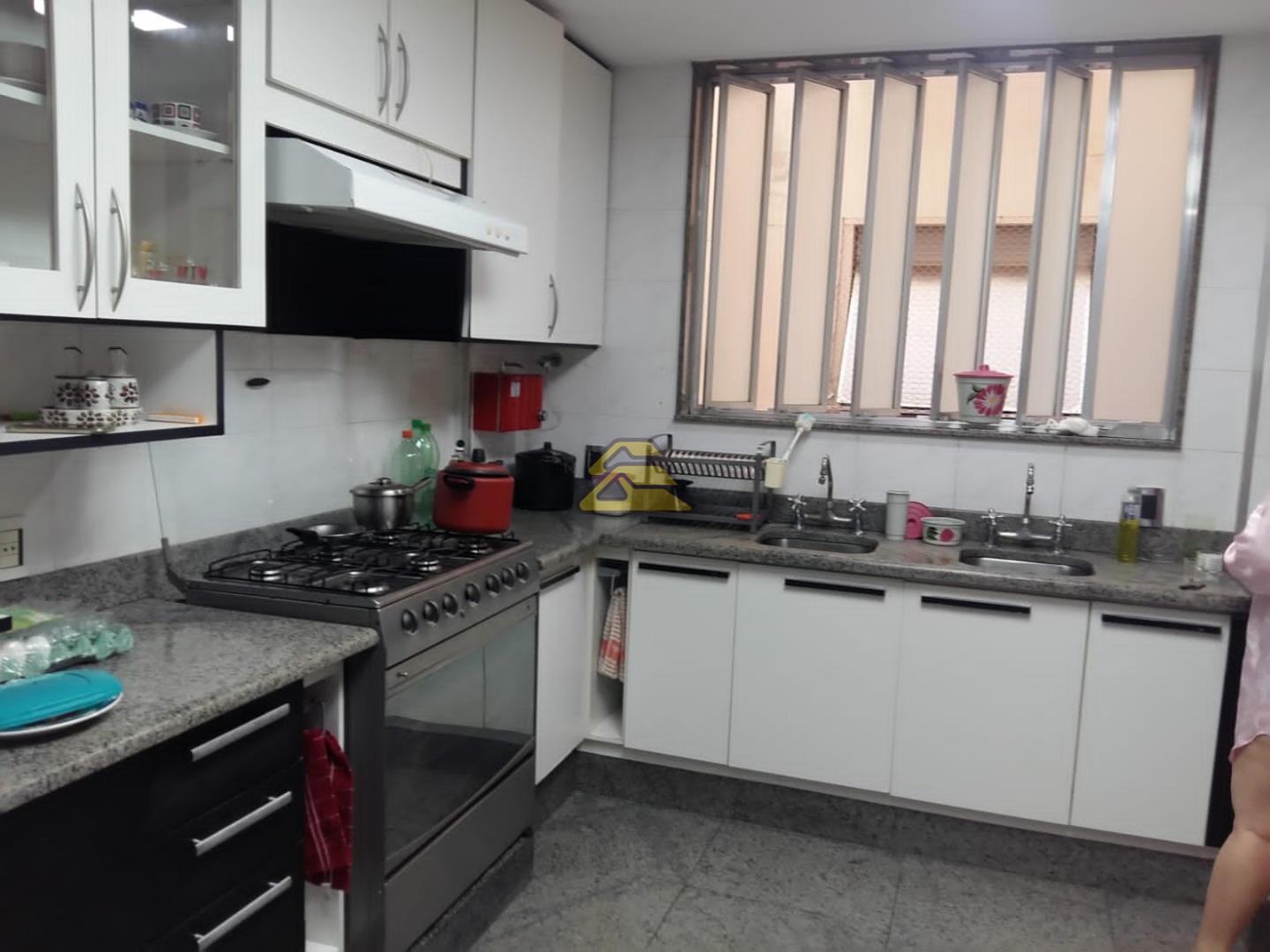 Apartamento à venda com 4 quartos, 280m² - Foto 20