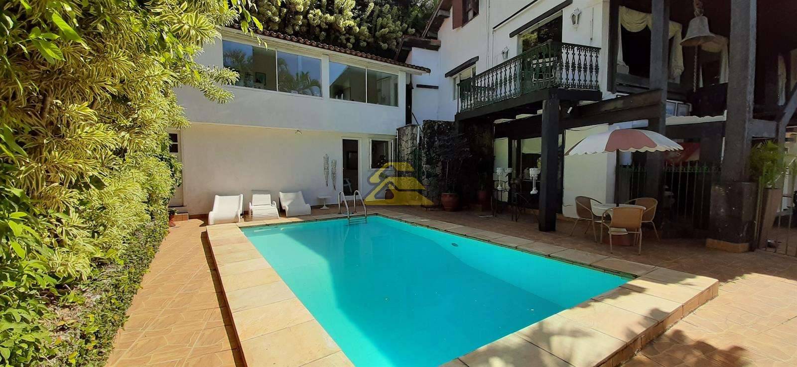 Casa à venda com 7 quartos, 390m² - Foto 19